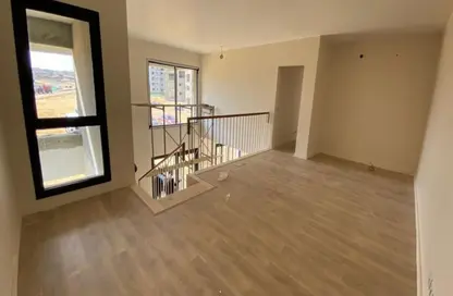 Apartment - 3 Bedrooms - 2 Bathrooms for sale in O West - 6 October Compounds - 6 October City - Giza Apartment - 3 Bedrooms - 2 Bathrooms for sale in O West - 6 October Compounds - 6 October City - Giza