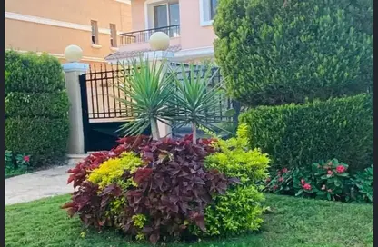 Villa - 7 Bedrooms - 6 Bathrooms for sale in Cleopatra Palace - 5th District - Shorouk City - Cairo