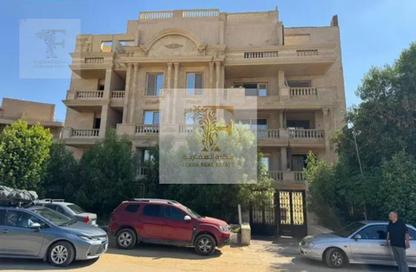 Apartment - 4 Bedrooms - 3 Bathrooms for sale in Al Narges 2 - Al Narges - New Cairo City - Cairo