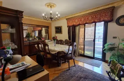 Apartment - 3 Bedrooms - 2 Bathrooms for sale in Abd Al Razak Al Sanhouri St. - 6th Zone - Nasr City - Cairo