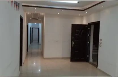 Apartment - 3 Bedrooms - 1 Bathroom for rent in Al Mansoura - Al Daqahlya
