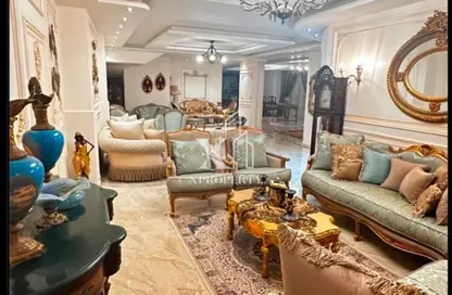 Villa - 4 Bedrooms - 3 Bathrooms for sale in Street 16 - 11th District - Sheikh Zayed City - Giza