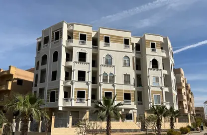 Apartment - 3 Bedrooms - 3 Bathrooms for sale in 2nd Neighborhood - 2nd Area - Shorouk City - Cairo