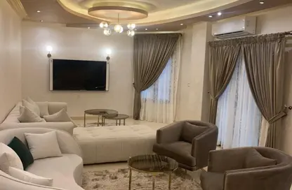 Apartment - 2 Bedrooms - 2 Bathrooms for rent in El Banafseg Apartment Buildings - El Banafseg - New Cairo City - Cairo