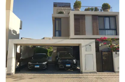 Villa - 4 Bedrooms - 4 Bathrooms for sale in El Shorouk Compounds - Shorouk City - Cairo
