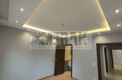 Apartment - 3 Bedrooms - 2 Bathrooms for sale in Mountain View iCity - 5th Settlement Compounds - The 5th Settlement - New Cairo City - Cairo