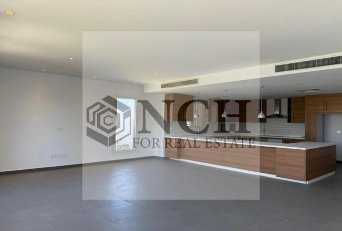 8186211 - Property Image 3