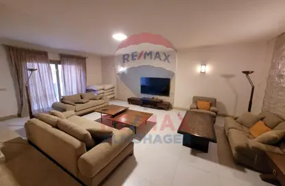 فيلا - 4 غرف نوم - 7 حمامات للايجار في الجريا - كمبوندات الشيخ زايد - الشيخ زايد - الجيزة