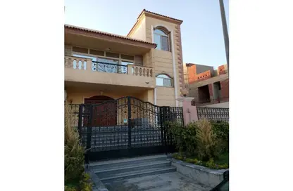 Villa - 5 Bedrooms - 5 Bathrooms for sale in 9th District - Sheikh Zayed City - Giza