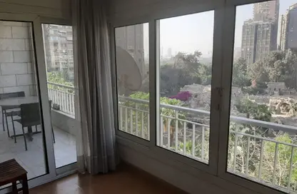 شقة - 3 غرف نوم - 3 حمامات للايجار في الزمالك - القاهرة