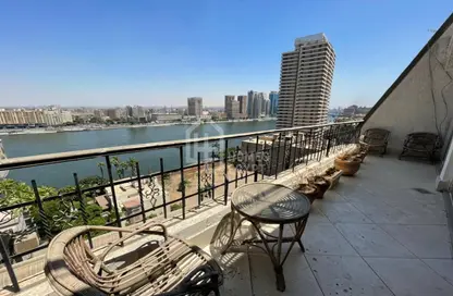 Apartment - 3 Bedrooms - 3 Bathrooms for rent in Zamalek - Cairo