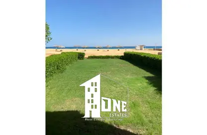 منزل مزدوج - 3 غرف نوم - 2 حمامات للبيع في تلال السخنة - العين السخنة - السويس