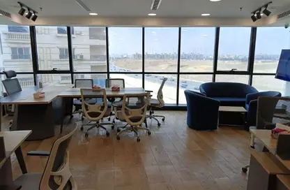مساحات مكتبية - استوديو - 2 حمامات للايجار في ريحانة بلازا - زهراء المعادي - حي المعادي - القاهرة