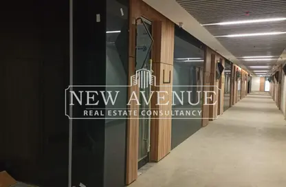Office Space - Studio - 1 Bathroom for sale in Cairo Business Plaza - North Teseen St. - The 5th Settlement - New Cairo City - Cairo