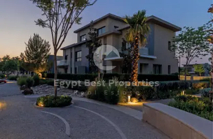 فيلا - 4 غرف نوم - 5 حمامات للبيع في سوان ليك غرب - كمبوندات 6 أكتوبر - مدينة 6 أكتوبر - الجيزة