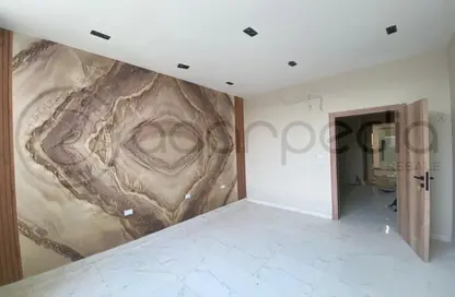 Office Space - Studio - 1 Bathroom for rent in Lake View Residence - 5th Settlement Compounds - The 5th Settlement - New Cairo City - Cairo