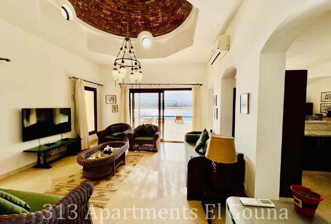 8099975 - Property Image 2