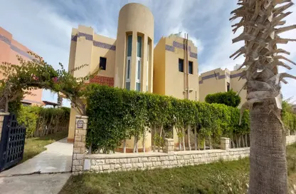Villa - 6 Bedrooms - 4 Bathrooms for sale in Ghazala Bay - Qesm Ad Dabaah - North Coast