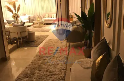 (بنتهاوس  (روف - 3 غرف نوم - 2 حمامات للبيع في فيفث سكوير - التجمع الخامس - مدينة القاهرة الجديدة - القاهرة
