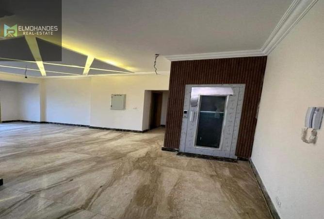 8359049 - Property Image 2