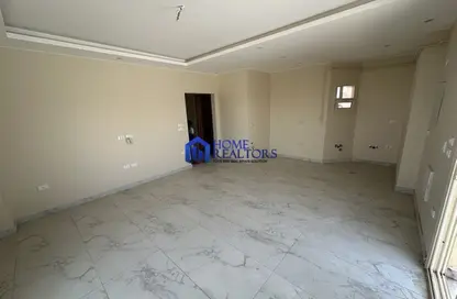 سطح - 2 غرف نوم - 1 حمام للايجار في غرب الجولف - كمبوندات القطامية - القطامية - مدينة القاهرة الجديدة - القاهرة