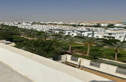 فيلا - 5 غرف نوم - 3 حمامات للبيع في حى القرنفل - التجمع الخامس - مدينة القاهرة الجديدة - القاهرة