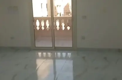 Apartment - 3 Bedrooms - 3 Bathrooms for rent in North Lotus - El Lotus - New Cairo City - Cairo