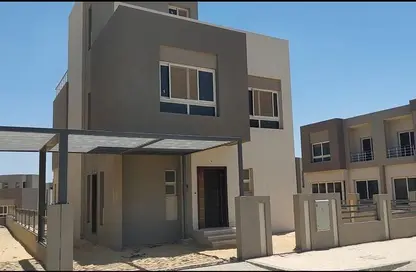 Villa - 5 Bedrooms - 6 Bathrooms for sale in Etapa - Sheikh Zayed Compounds - Sheikh Zayed City - Giza