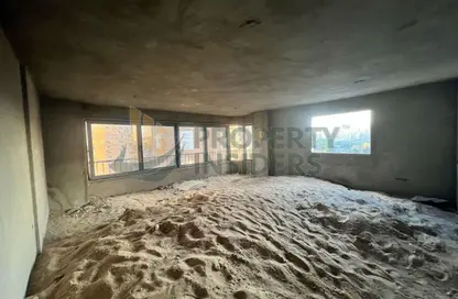 Apartment - 3 Bedrooms - 2 Bathrooms for sale in Abdel Moneim Riad St. - Mohandessin - Giza