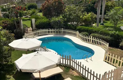 فيلا - 5 غرف نوم - 3 حمامات للايجار في كمبوندات الشروق - مدينة الشروق - القاهرة