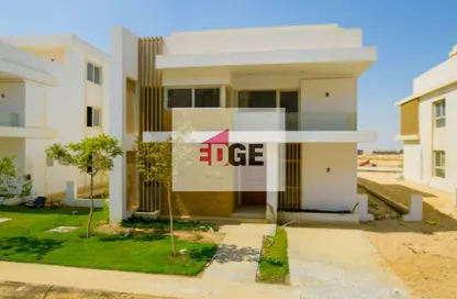 iVilla - 3 Bedrooms - 4 Bathrooms for sale in Mountain View iCity - 5th Settlement Compounds - The 5th Settlement - New Cairo City - Cairo