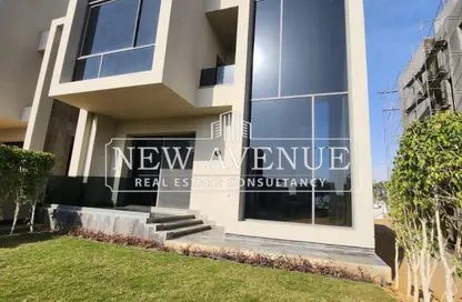 Villa - 5 Bedrooms - 5 Bathrooms for sale in The Waterway Villas - Ext North Inves Area - New Cairo City - Cairo