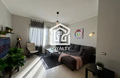 Apartment - 1 Bedroom - 1 Bathroom for sale in Palm Hills Village Gate - South Investors Area - New Cairo City - Cairo