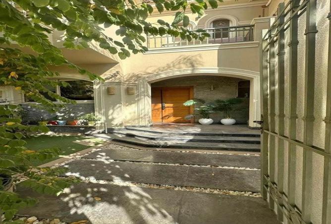 8061398 - Property Image 2