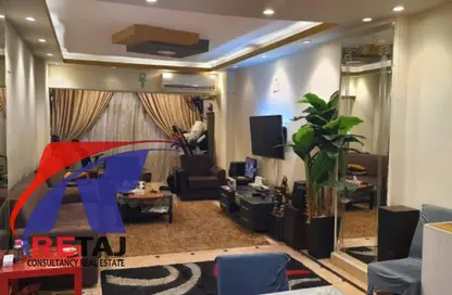 Apartment - 2 Bedrooms - 2 Bathrooms for sale in Ahmed Fakhry St. - 6th Zone - Nasr City - Cairo