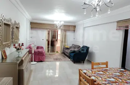 Apartment - 3 Bedrooms - 1 Bathroom for rent in Sidi Gaber St. - Sidi Gaber - Hay Sharq - Alexandria