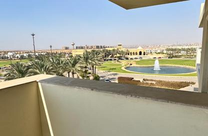 Apartment - 2 Bedrooms - 2 Bathrooms for sale in Uptown Cairo Road - Al Abageyah - El Khalifa - Cairo