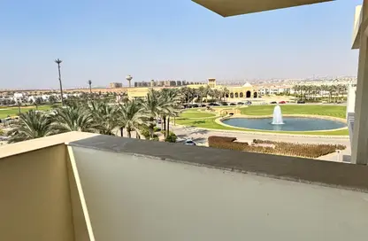 Apartment - 2 Bedrooms - 2 Bathrooms for sale in Uptown Cairo - Mokattam - Cairo