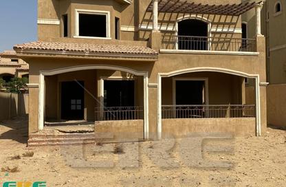 Villa - 4 Bedrooms - 4 Bathrooms for sale in Étoile De Ville - 5th Settlement Compounds - The 5th Settlement - New Cairo City - Cairo