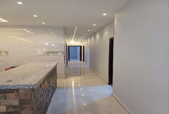 8029601 - Property Image 2