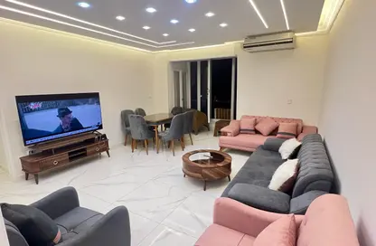 Apartment - 2 Bedrooms - 2 Bathrooms for rent in Street 221 - Degla - Hay El Maadi - Cairo