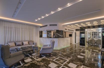 Apartment - 3 Bedrooms - 3 Bathrooms for rent in Stone Residence - 5th Settlement Compounds - The 5th Settlement - New Cairo City - Cairo