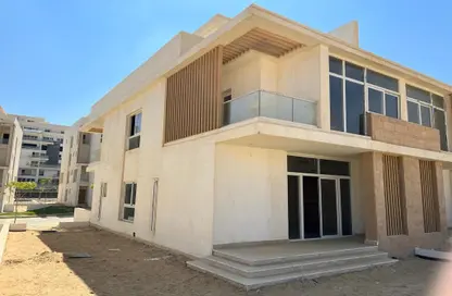 Townhouse - 3 Bedrooms - 4 Bathrooms for sale in Lagoon Beach Park - Mountain View iCity - 5th Settlement Compounds - The 5th Settlement - New Cairo City - Cairo