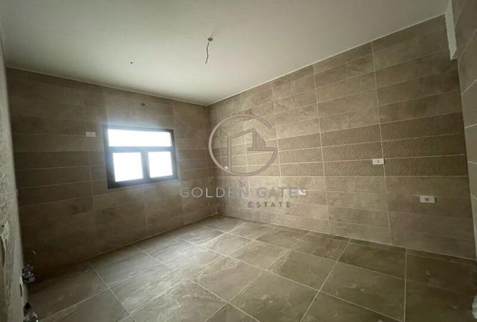 7986946 - Property Image 3