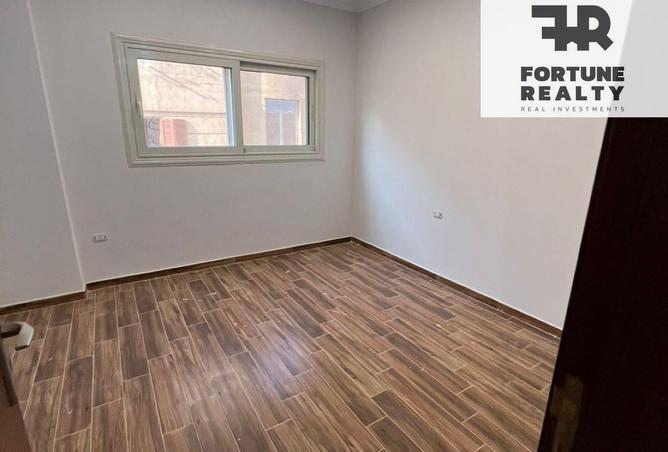 8338552 - Property Image 2