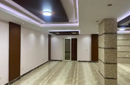 Duplex - 5 Bedrooms - 4 Bathrooms for sale in Al Narges 3 - Al Narges - New Cairo City - Cairo