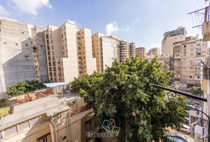 8472738 - Property Image 2