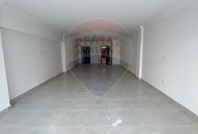 8382738 - Property Image 3