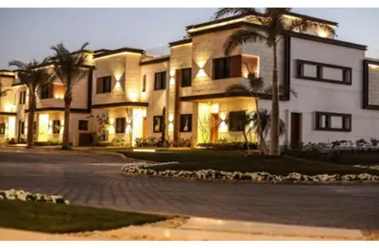 Townhouse - 4 Bedrooms - 4 Bathrooms for sale in Azzar 2 - 5th Settlement Compounds - The 5th Settlement - New Cairo City - Cairo