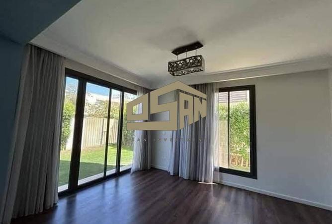 8555120 - Property Image 3